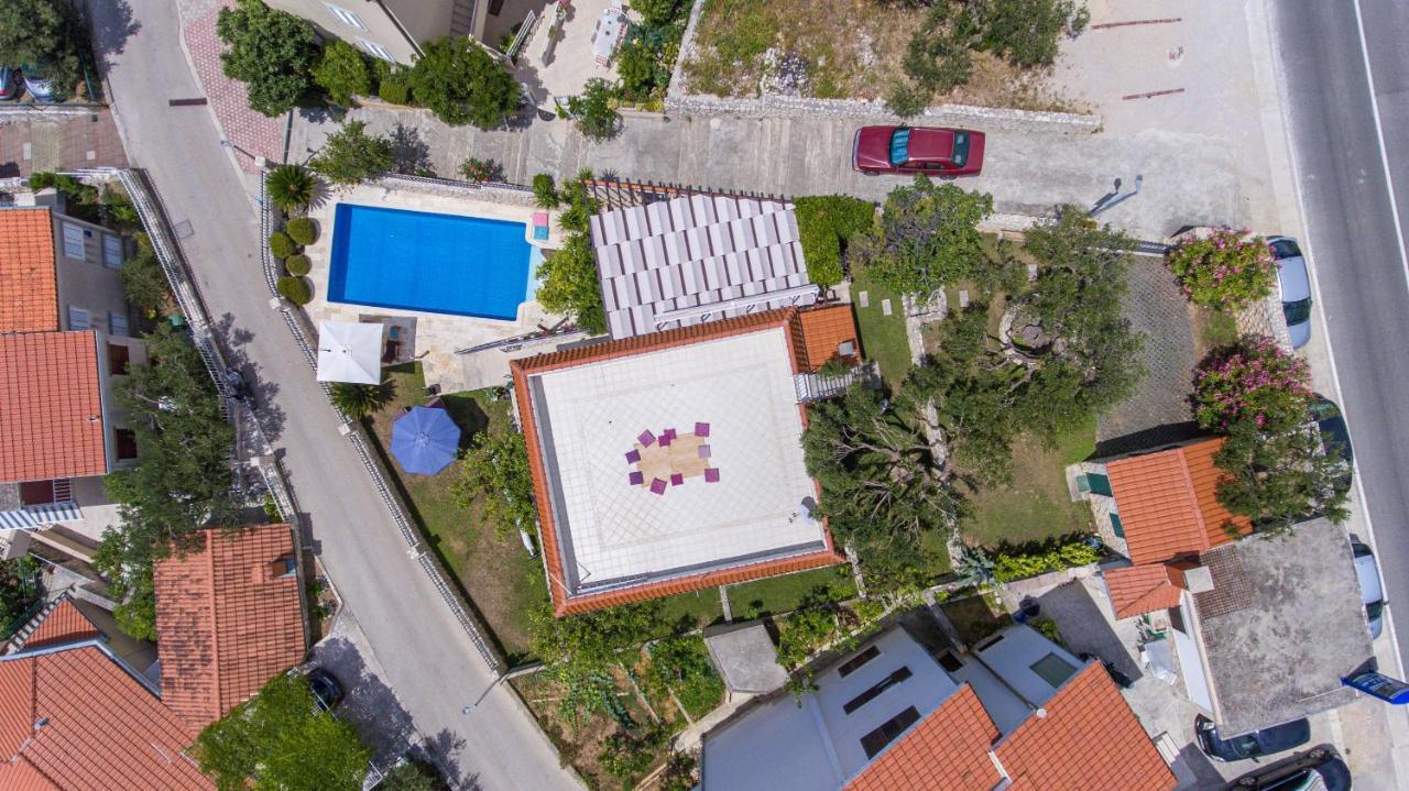 Villa Old Olive, 3Lovelyvillas Podgora Exterior photo
